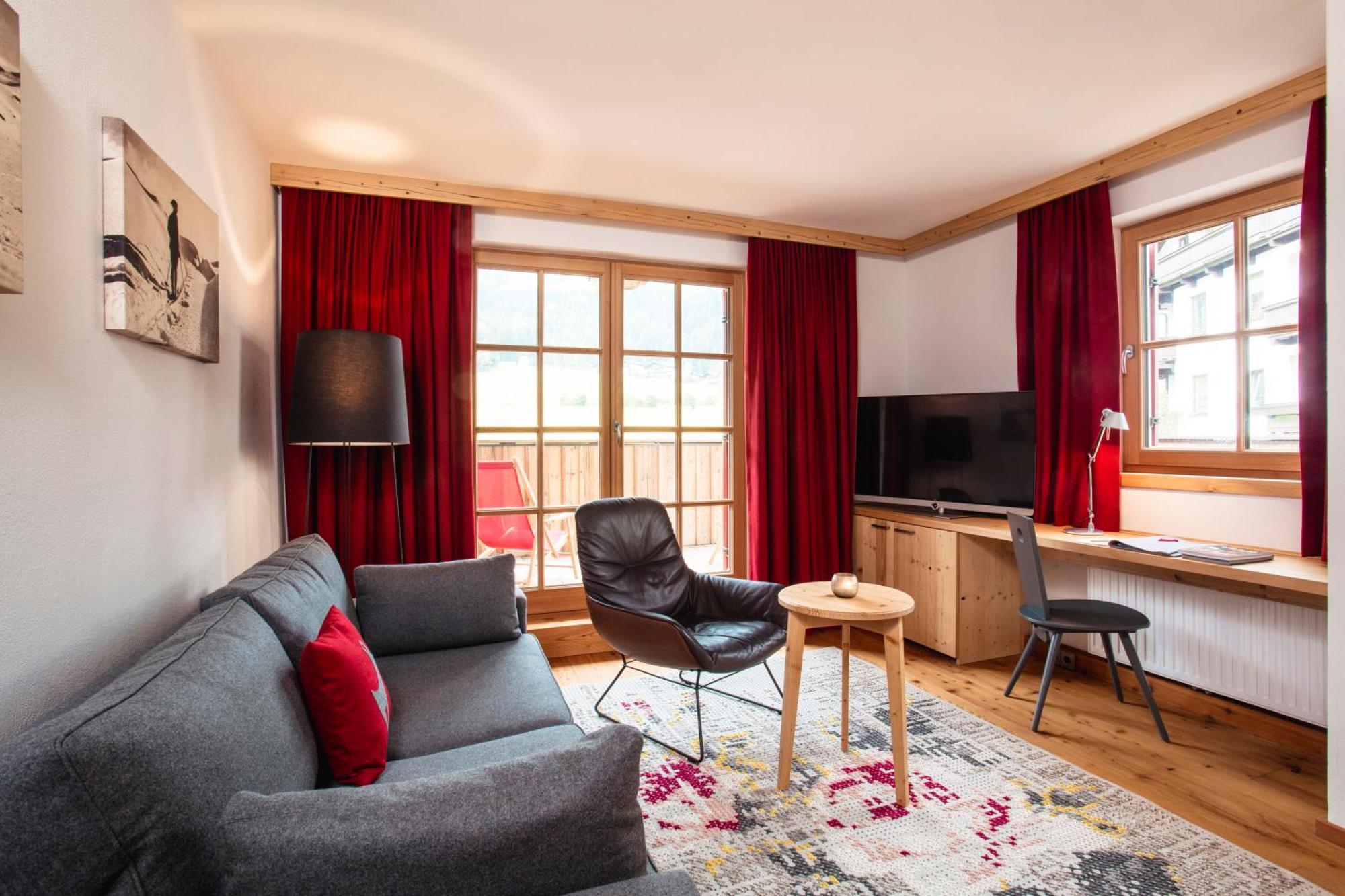 Kitzhof Mountain Design Resort キッツビュール エクステリア 写真